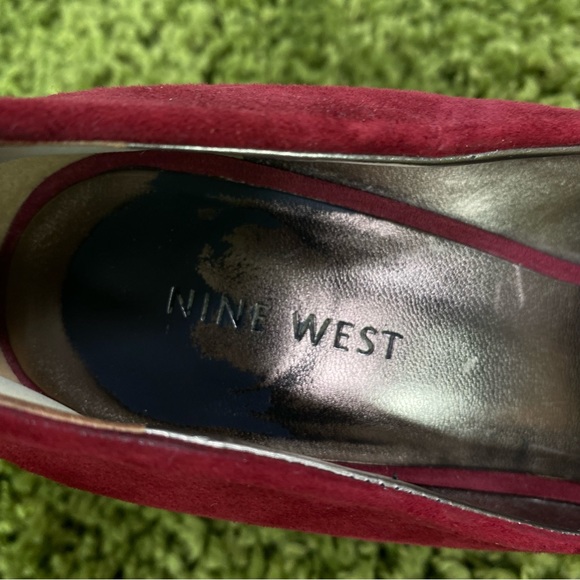 Nine West Red Suede Platform Pumps 7.5M - Picture 8 of 10